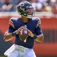 Don't overlook Justin Fields in NFL Offensive Rookie of the Year odds