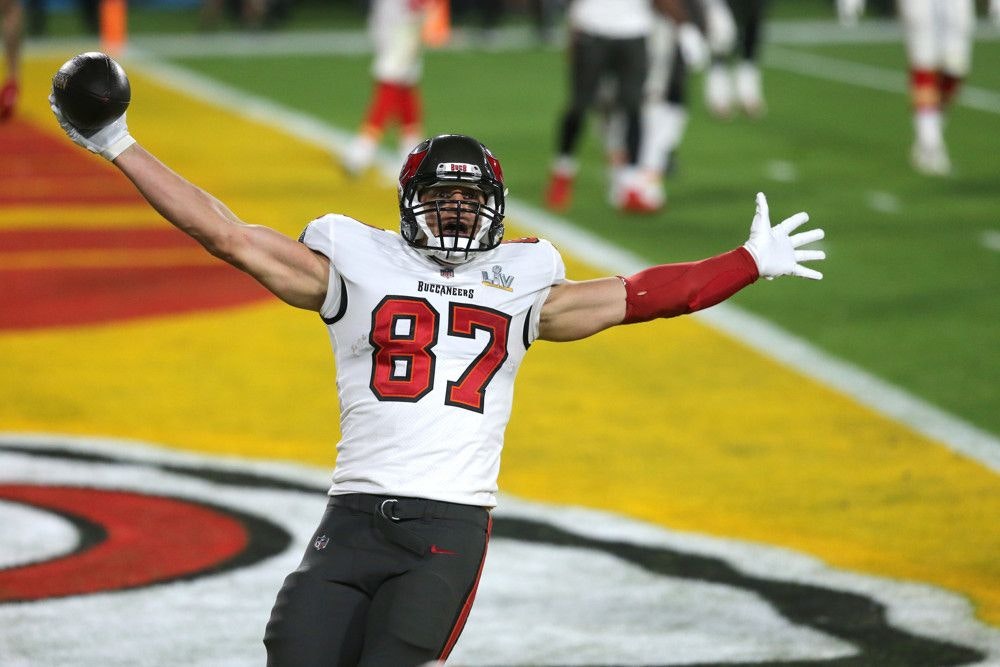 Tampa Bay Buccaneers 2021 Free Agent Profile: TE Rob Gronkowski