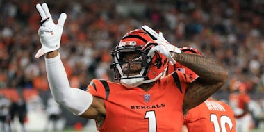 NFL Notebook: Bengals rally, improve to 3-1
