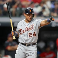 MLB Notebook: Cabrera closes in on 500 homers