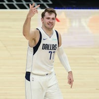 Warriors vs. Mavericks: The best player prop bets for March 3